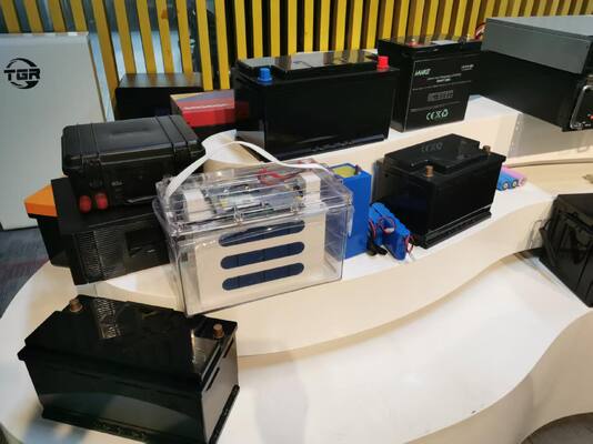 بطارية G TECH 25.6 فولت 200 أمبير ساعة LiFePO4 بعمر 6000 دورة لتخزين الطاقة الشمسية