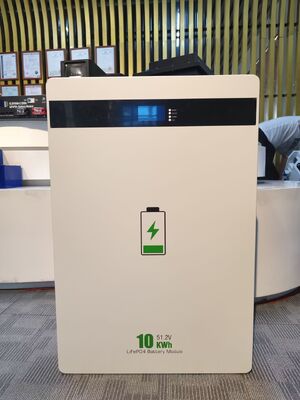 51.2V 200Ah 10kWh بطارية LiFePO4 بطارية الحائط السكني خارج الشبكة الطاقة الشمسية المنزلية بطارية تخزين مع BMS